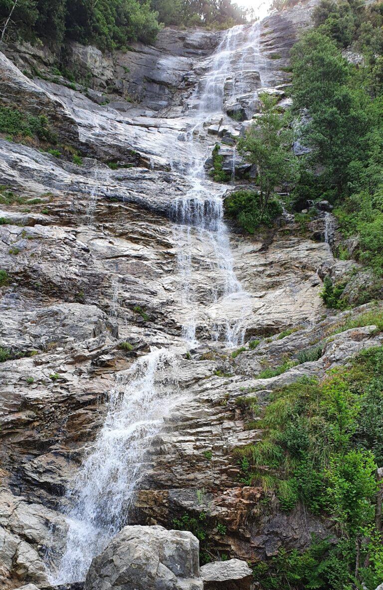 Cascade du voile de la mariée près de Bocognano dans la vallée de la Gravona.